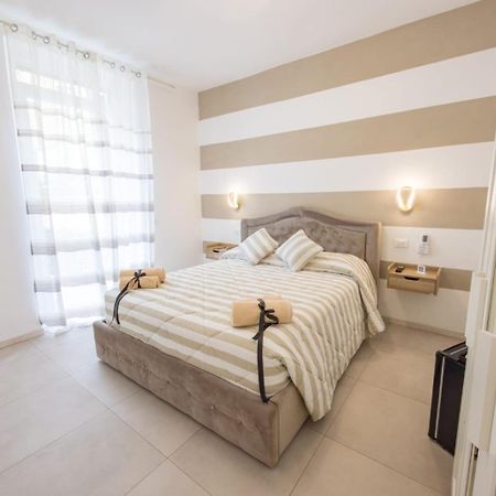 La Maison Du Lion La Spezia Bagian luar foto
